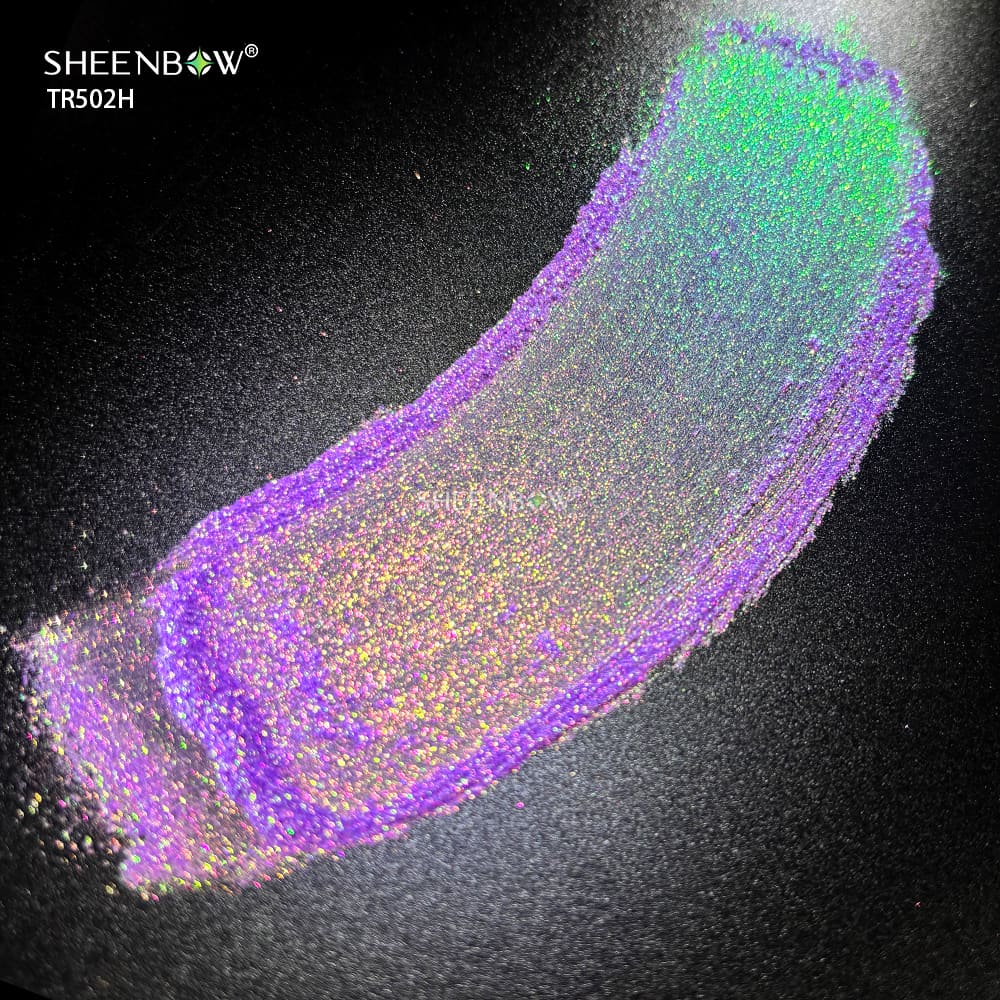 Effect pigments for specialty coatings